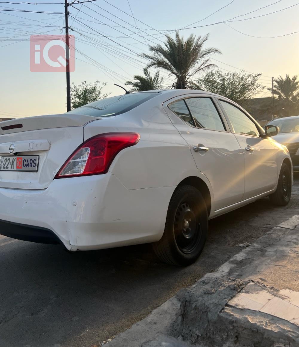 نيسان صني